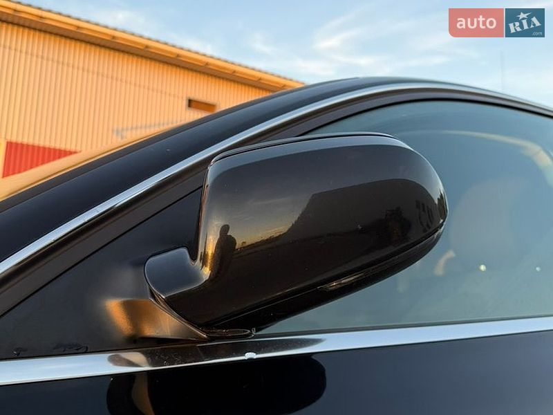 Седан Audi A4 2013 в Луцке
