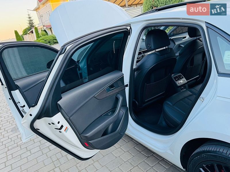 Седан Audi A4 2018 в Одессе