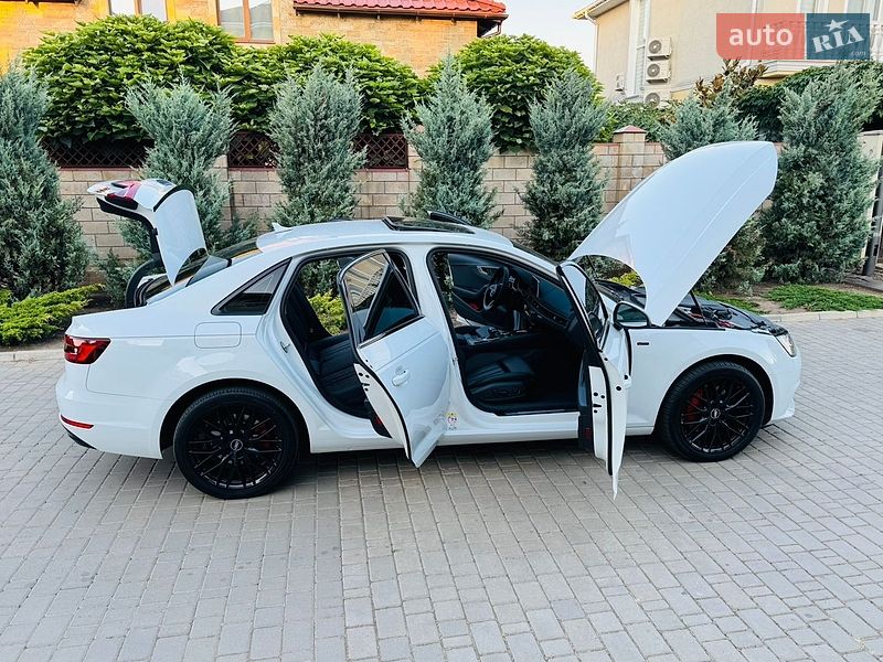 Седан Audi A4 2018 в Одессе