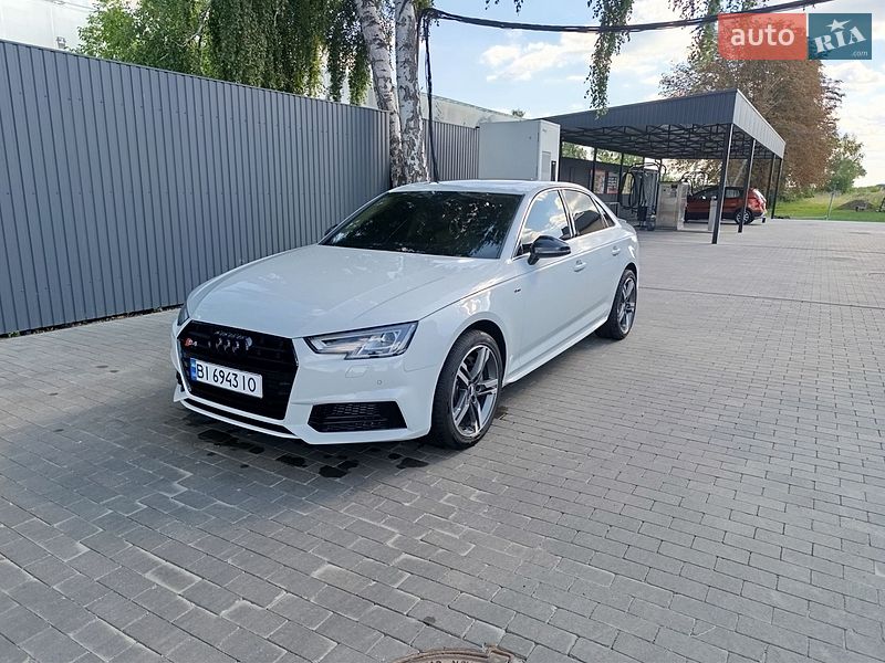 Audi A4 2017
