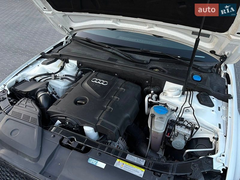 Седан Audi A4 2014 в Тернополе