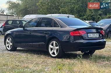 Седан Audi A4 2011 в Киеве