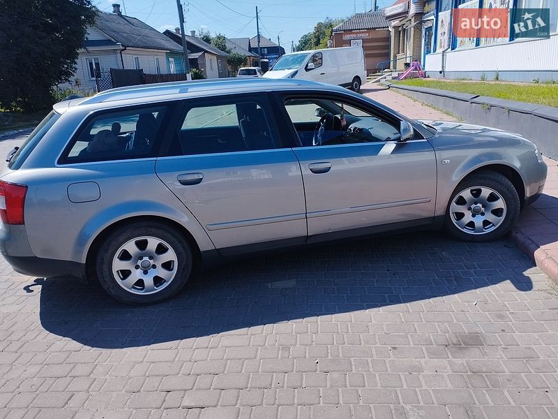 Універсал Audi A4 2003 в Локачах