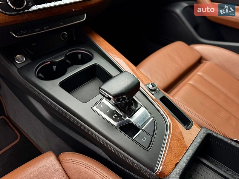 Універсал Audi A4 2022 в Луцьку