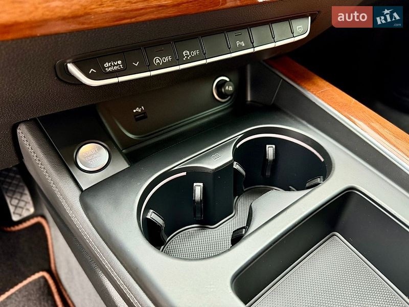 Універсал Audi A4 2022 в Луцьку