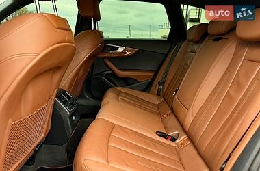 Універсал Audi A4 2022 в Луцьку
