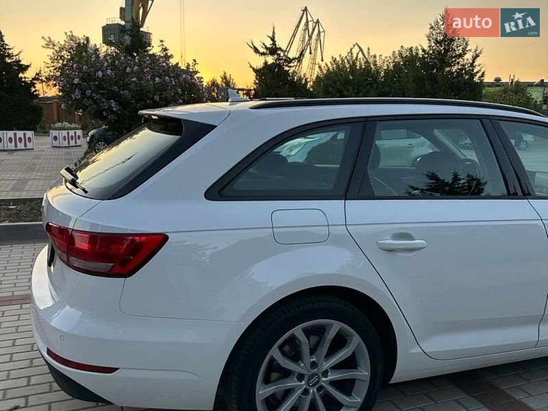 Универсал Audi A4 2017 в Черновцах
