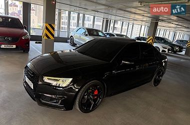 Седан Audi A4 2017 в Киеве