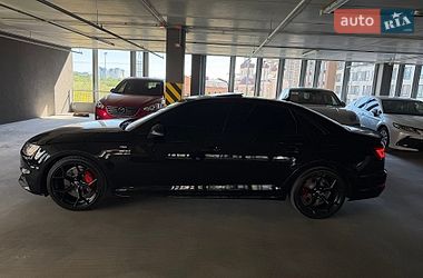 Седан Audi A4 2017 в Киеве