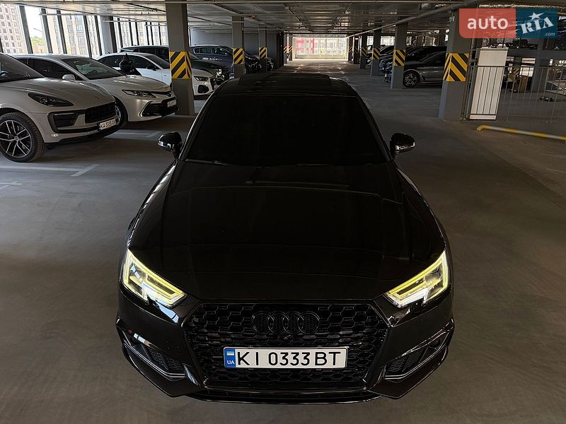 Седан Audi A4 2017 в Киеве
