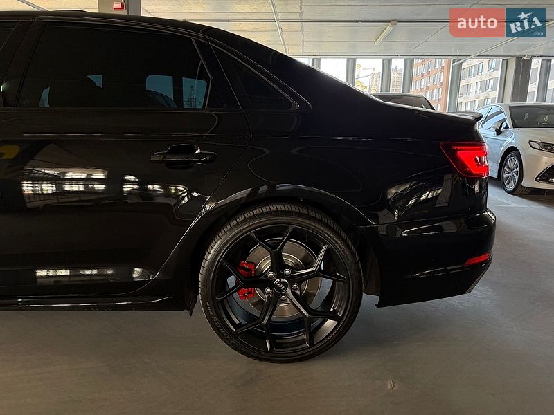 Седан Audi A4 2017 в Києві