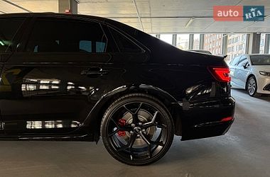 Седан Audi A4 2017 в Киеве