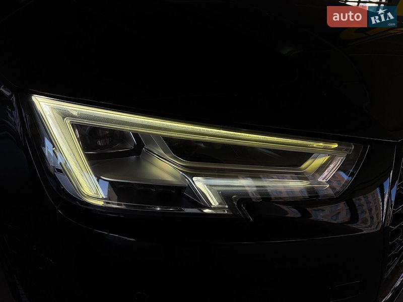 Седан Audi A4 2017 в Києві