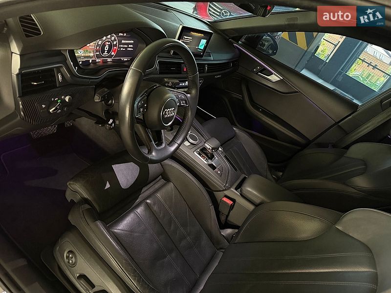 Седан Audi A4 2017 в Киеве