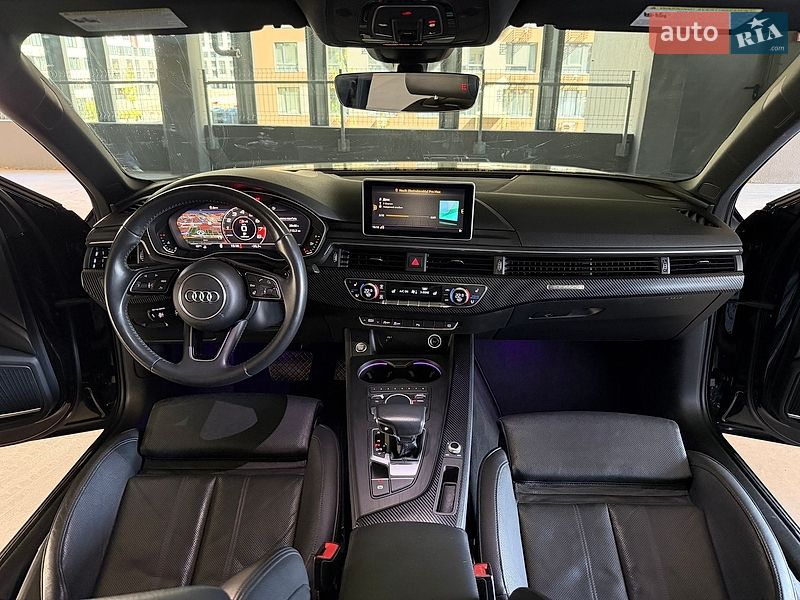 Седан Audi A4 2017 в Киеве