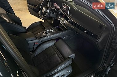 Седан Audi A4 2017 в Киеве
