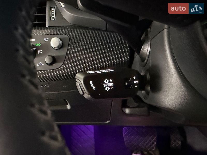 Седан Audi A4 2017 в Киеве
