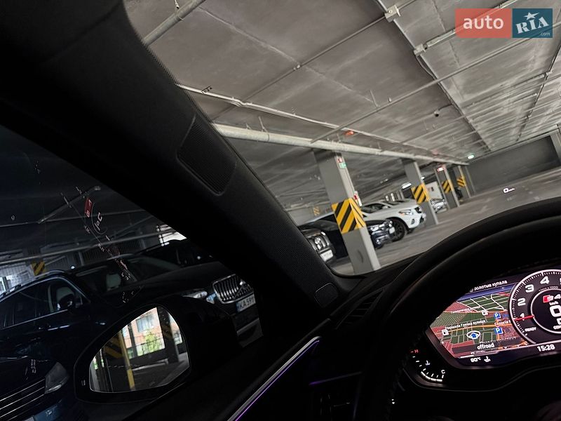 Седан Audi A4 2017 в Киеве