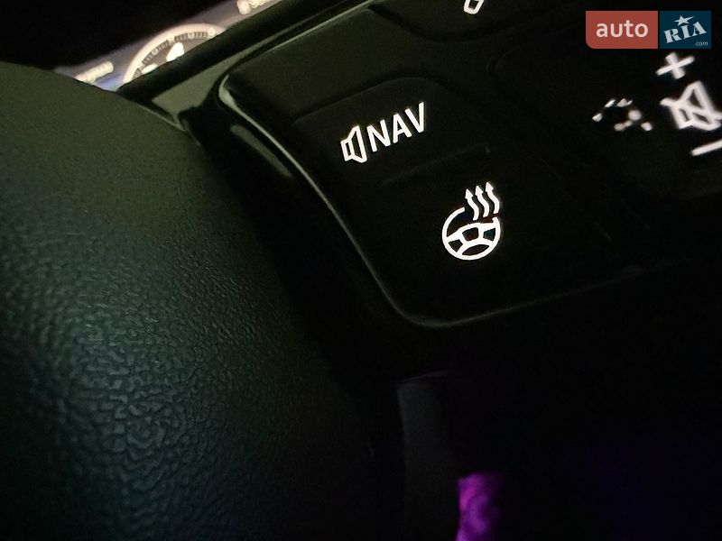 Седан Audi A4 2017 в Киеве