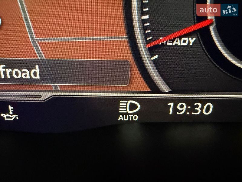 Седан Audi A4 2017 в Киеве