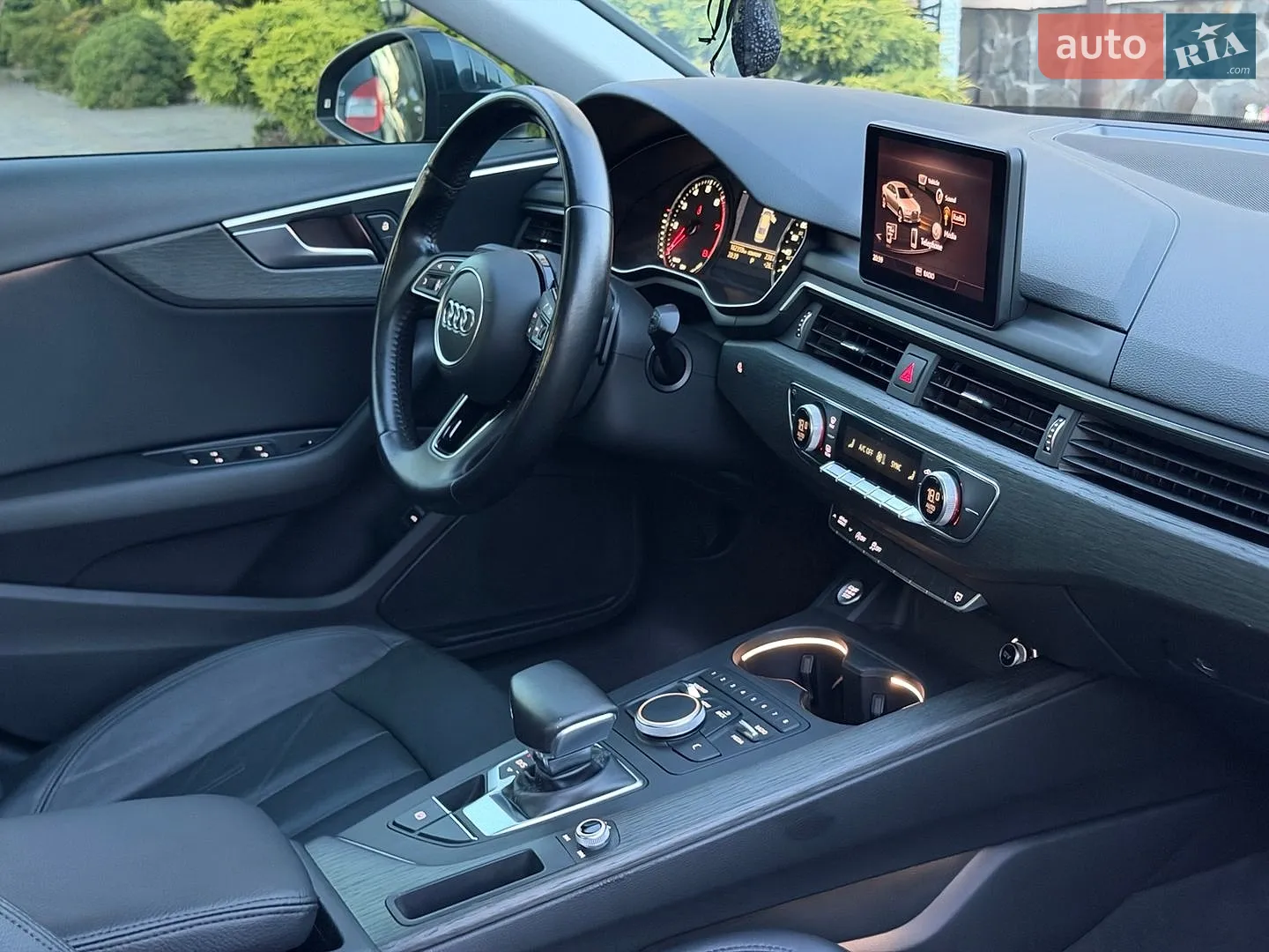 2017 Audi A4 - мініатюра 101