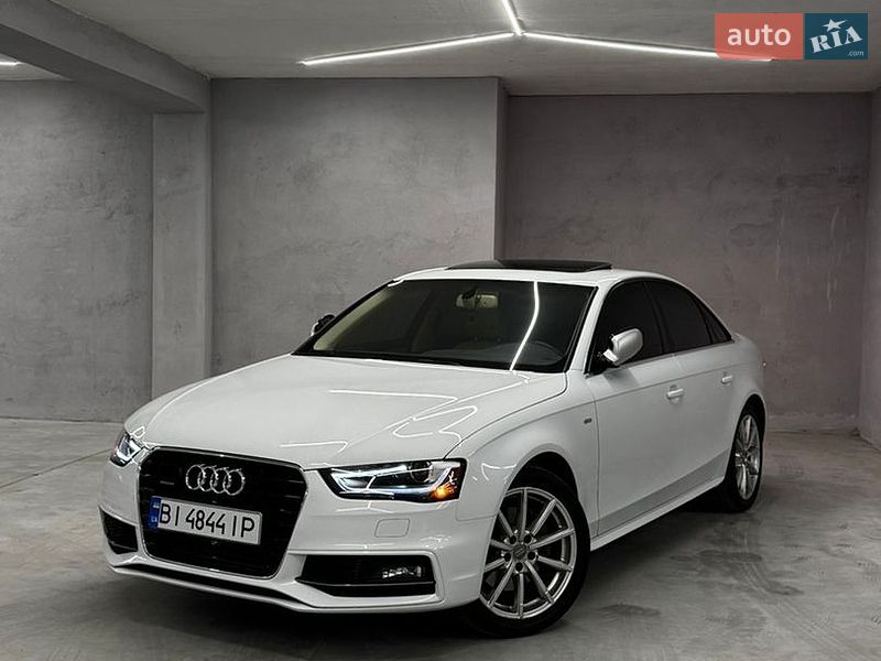 Седан Audi A4 2015 в Кременчуці
