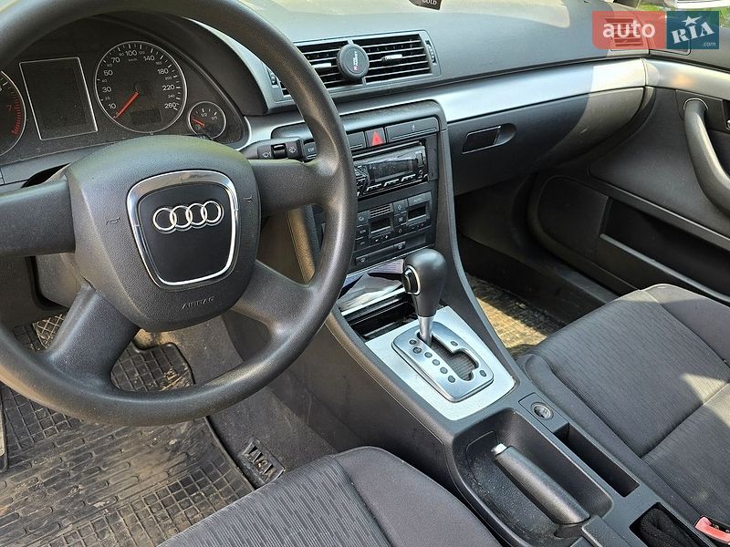 Седан Audi A4 2006 в Киеве