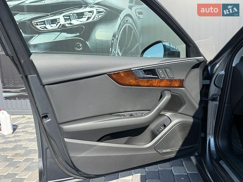 Седан Audi A4 2017 в Львове