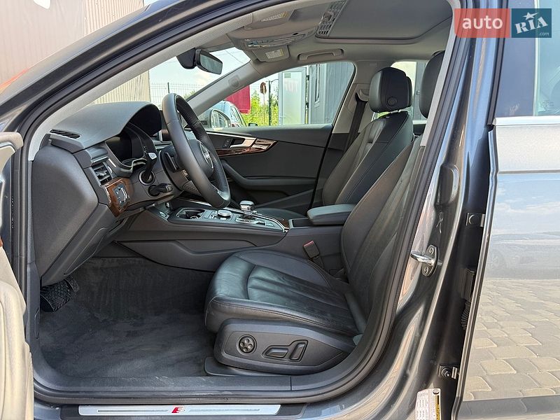 Седан Audi A4 2017 в Львове