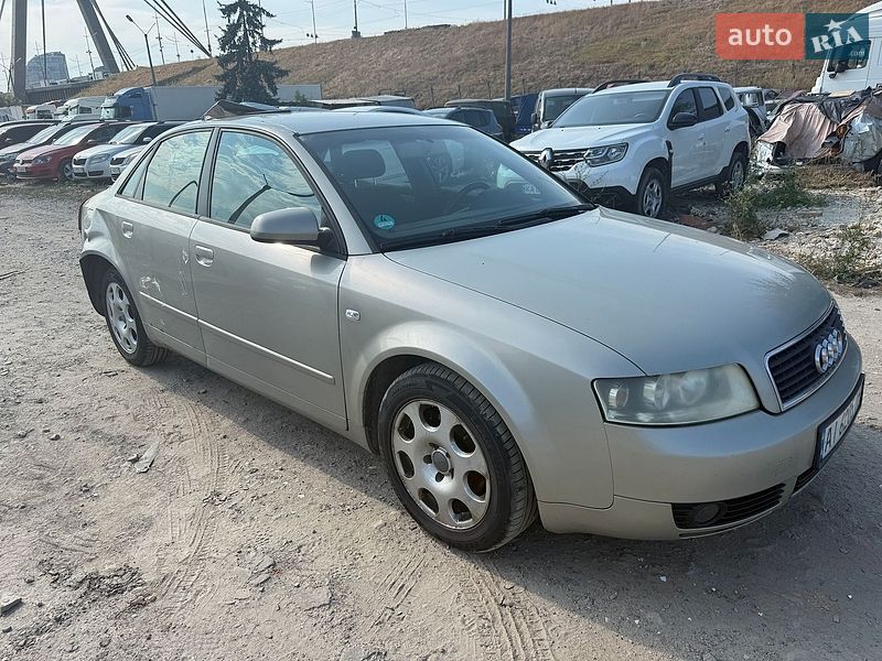 Седан Audi A4 2004 в Киеве