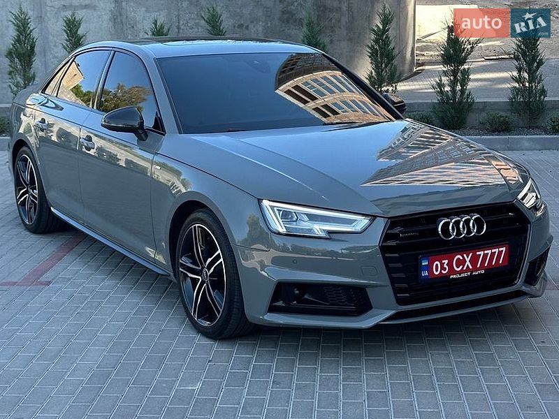 Седан Audi A4 2018 в Ровно
