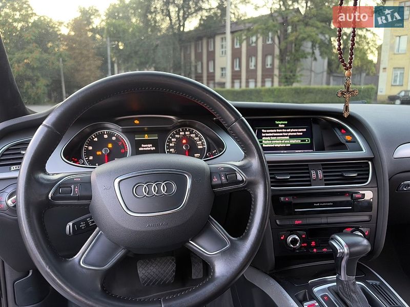 Седан Audi A4 2012 в Кам'янському