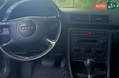 Універсал Audi A4 2004 в Підгірцях