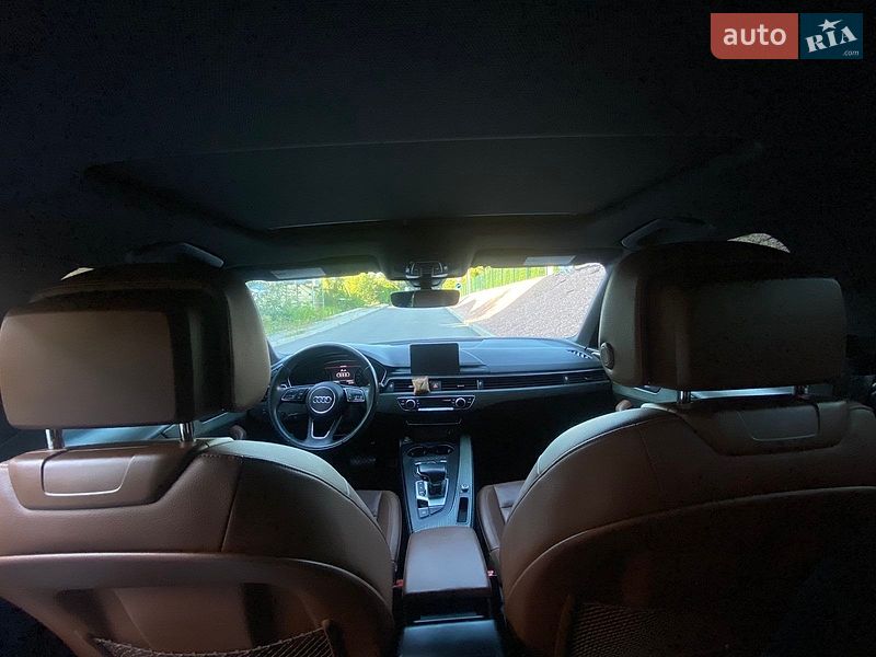 Седан Audi A4 2018 в Вінниці