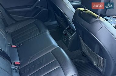 Седан Audi A4 2018 в Ровно