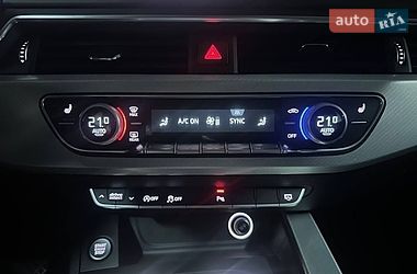 Седан Audi A4 2017 в Києві