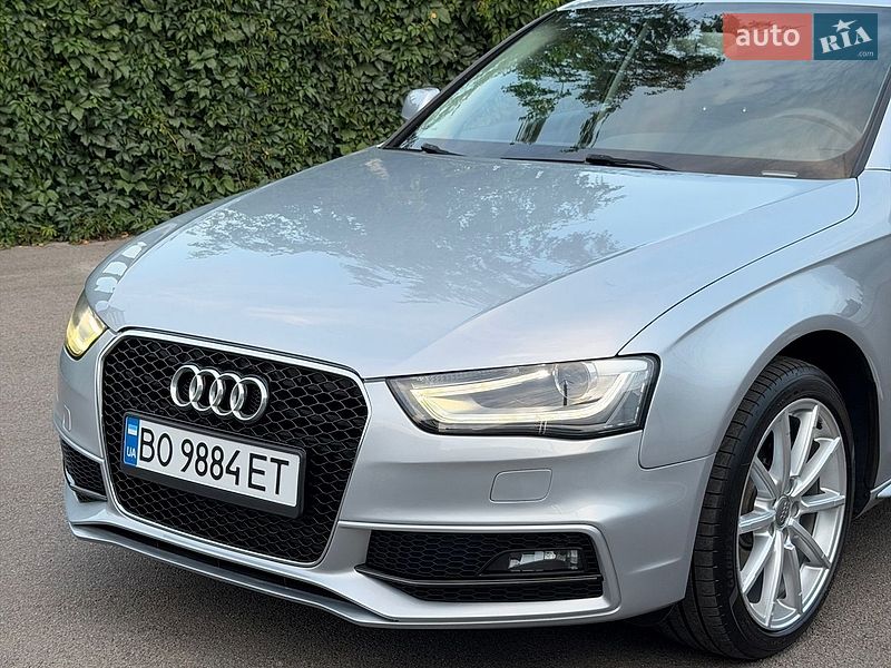 Седан Audi A4 2014 в Києві
