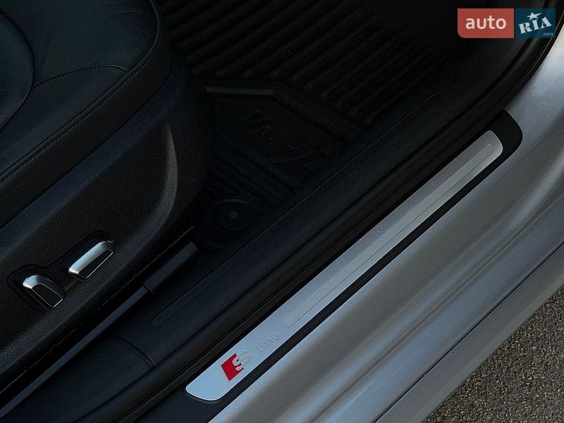 Седан Audi A4 2014 в Києві