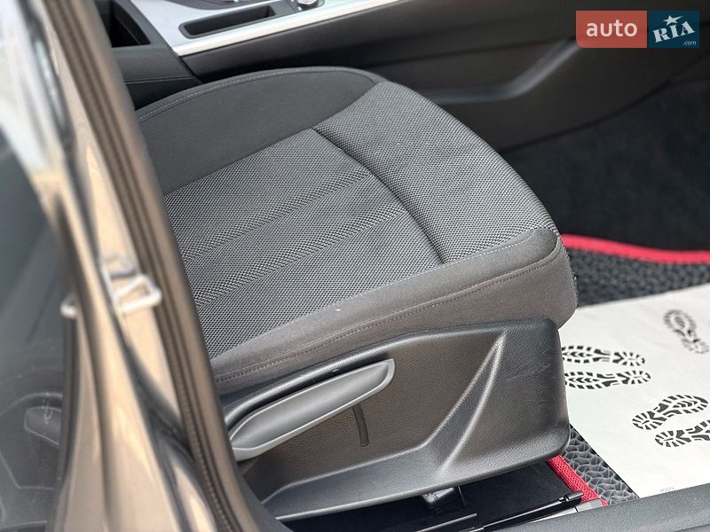 Універсал Audi A4 2018 в Кременчуці