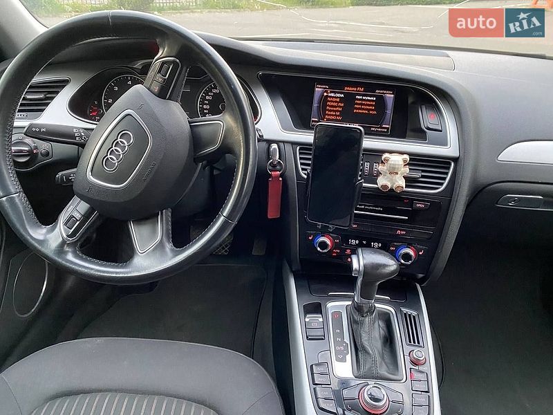 Универсал Audi A4 2015 в Софиевской Борщаговке