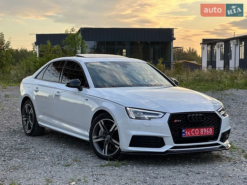 Седан Audi A4 2016 в Самборе