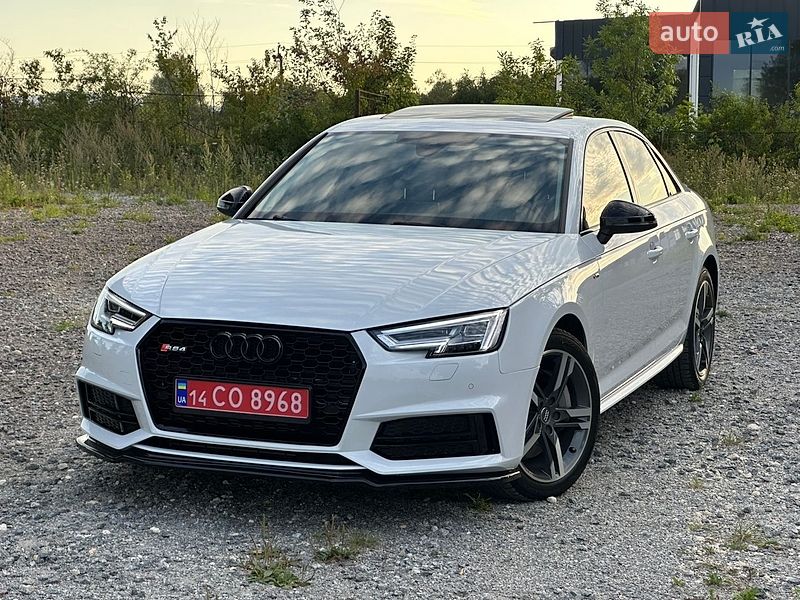 Седан Audi A4 2016 в Самборе