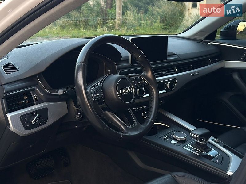 Седан Audi A4 2016 в Самборе