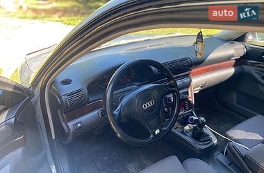 Універсал Audi A4 1998 в Звягелі
