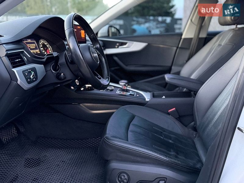 Седан Audi A4 2016 в Киеве