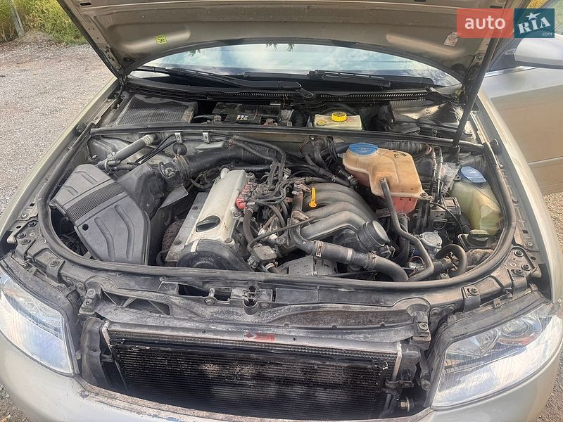 Універсал Audi A4 2004 в Кам'янському