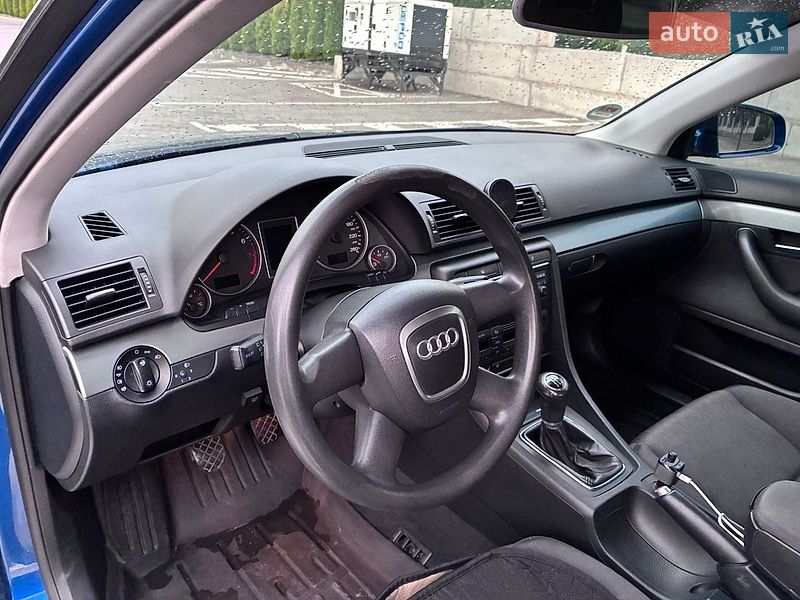 Універсал Audi A4 2005 в Рівному