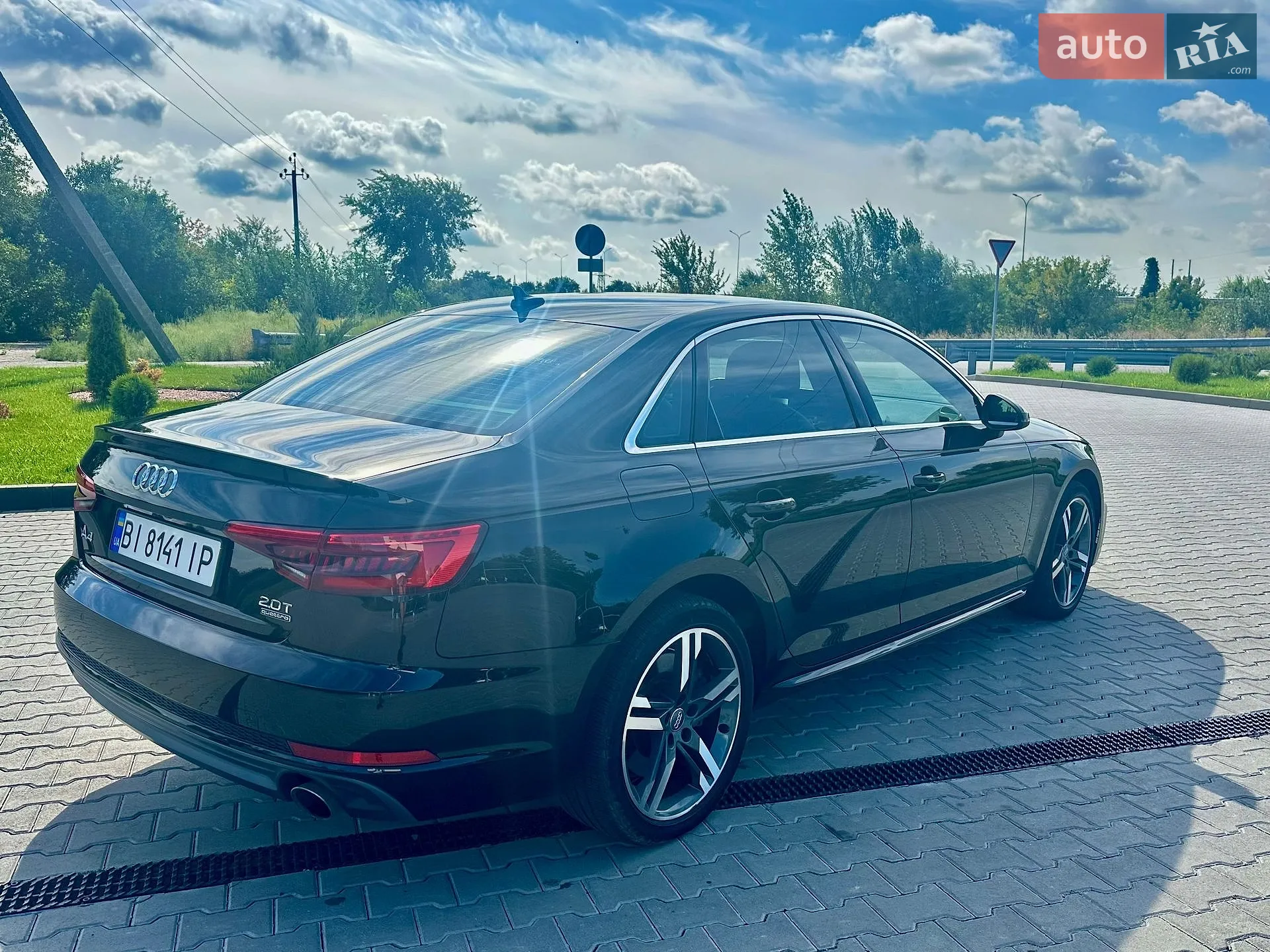 2016 Audi A4 - мініатюра 8