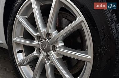 Седан Audi A4 2015 в Одесі