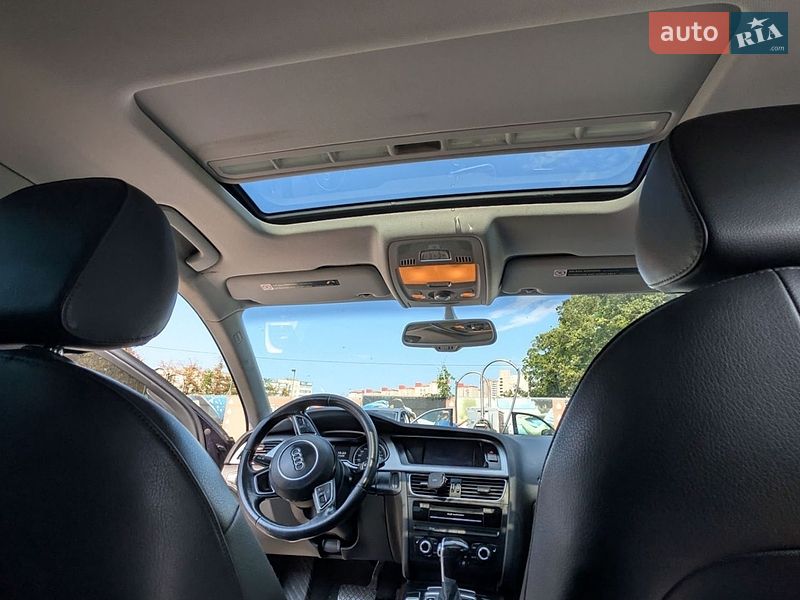Седан Audi A4 2015 в Киеве